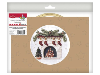 Zestaw do haftowania świąteczny kominek biała tkanina z nadrukowanym wzorem O tamborka 15mm (robocza) zestaw mulin, 3 igły, instrukcja