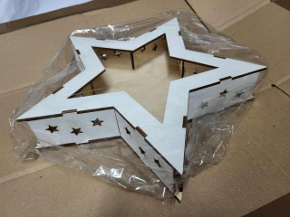 Pudeko gwiazdki sklejka 25x25 Boe Narodzenie